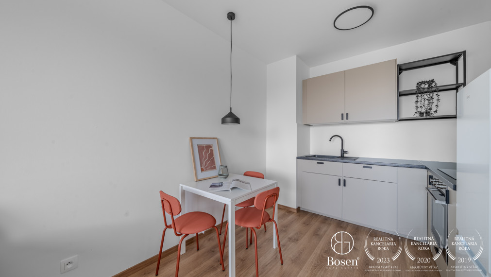 BOSEN | PRENAJATÉ 2 izbový priestranný zariadený byt na prenájom, Ovocné sady, Bratislava
