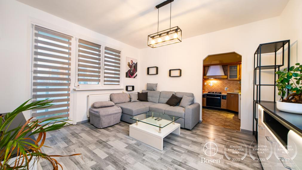 BOSEN | REZERVOVANÉ 3 izbový byt - Dubnica nad Váhom, centrum II