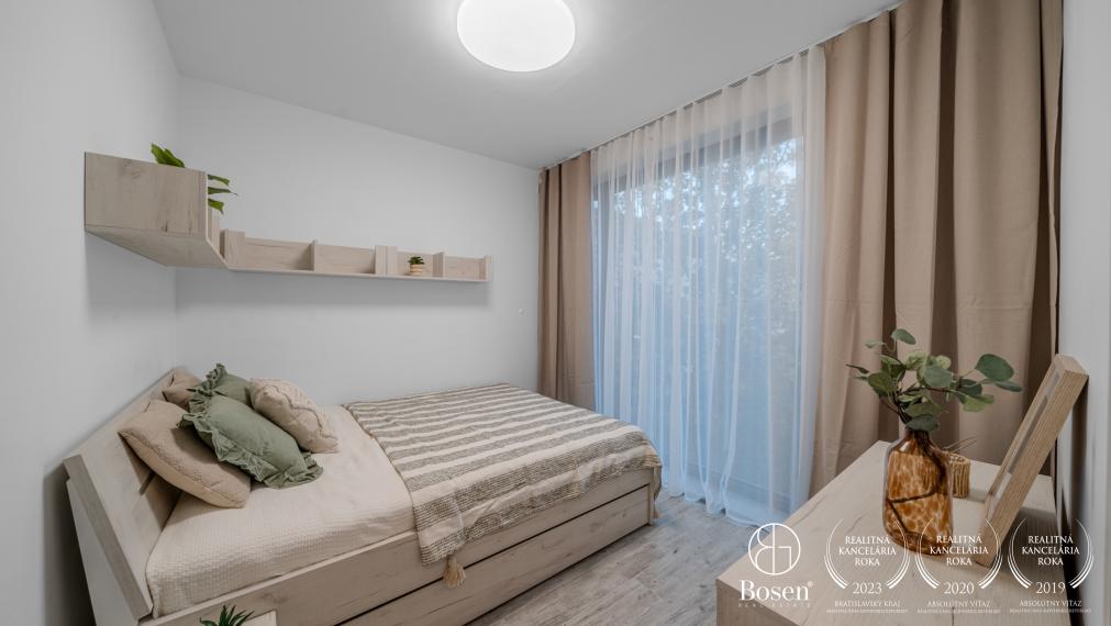 BOSEN | 2 bedroom apartment with terrace and parking space, Karpatská street - Old Town
