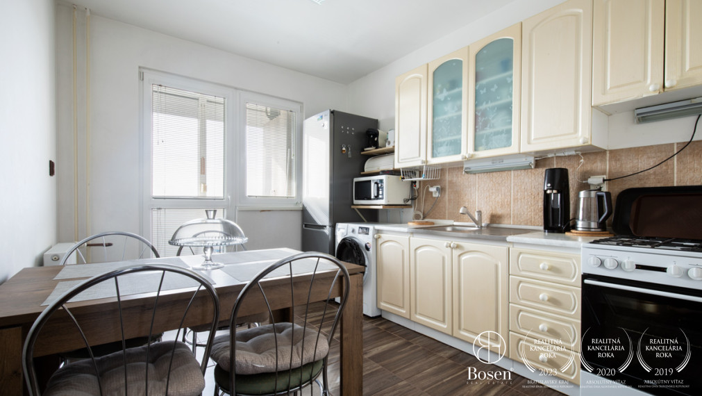 BOSEN | Na predaj 3 izbový byt na Nám.priateľstva, Dunajská Streda, 80,24 m²