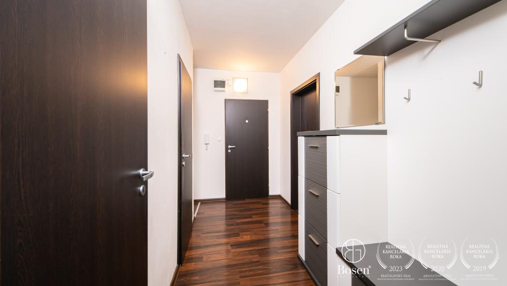 BOSEN | Na predaj priestranný 3 izbový byt, Sihoť - Trenčín, 74m2