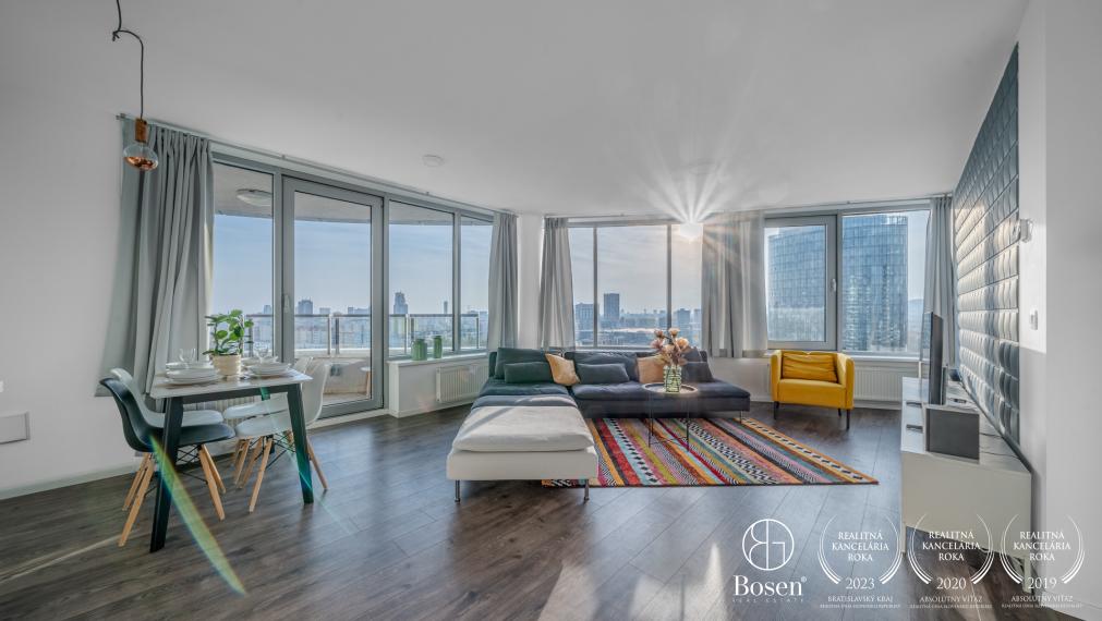 BOSEN | PRENAJATÉ: Zariadený 3 izbový byt s pekným výhľadom, parkovanie, Tri Veže, Bajkalská ul., Bratislava