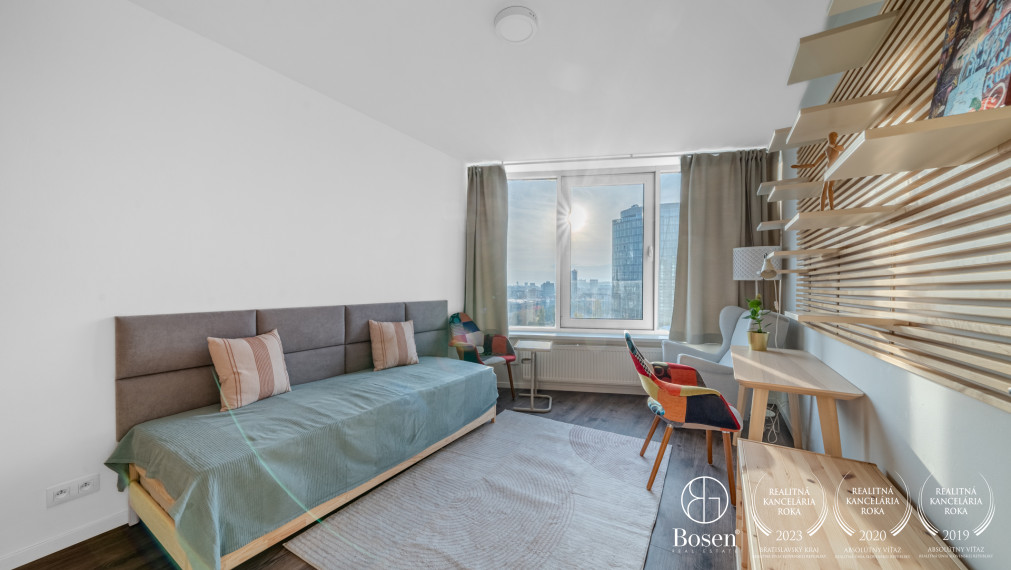 BOSEN | PRENAJATÉ: Zariadený 3 izbový byt s pekným výhľadom, parkovanie, Tri Veže, Bajkalská ul., Bratislava