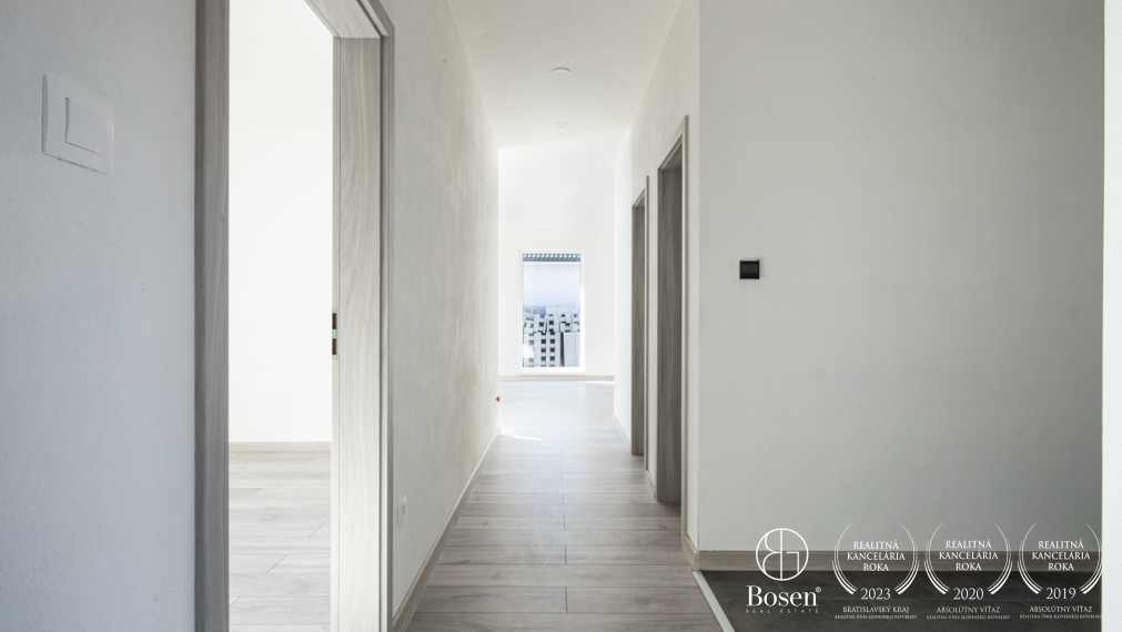 BOSEN | Na predaj priestranný 4-izbový rodinný dom v obci Kostolné Kračany