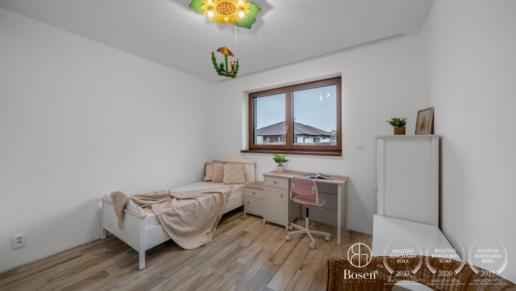 PRENAJATÉ - BOSEN | 4- izbový rodinný dom na prenájom, Malinovo