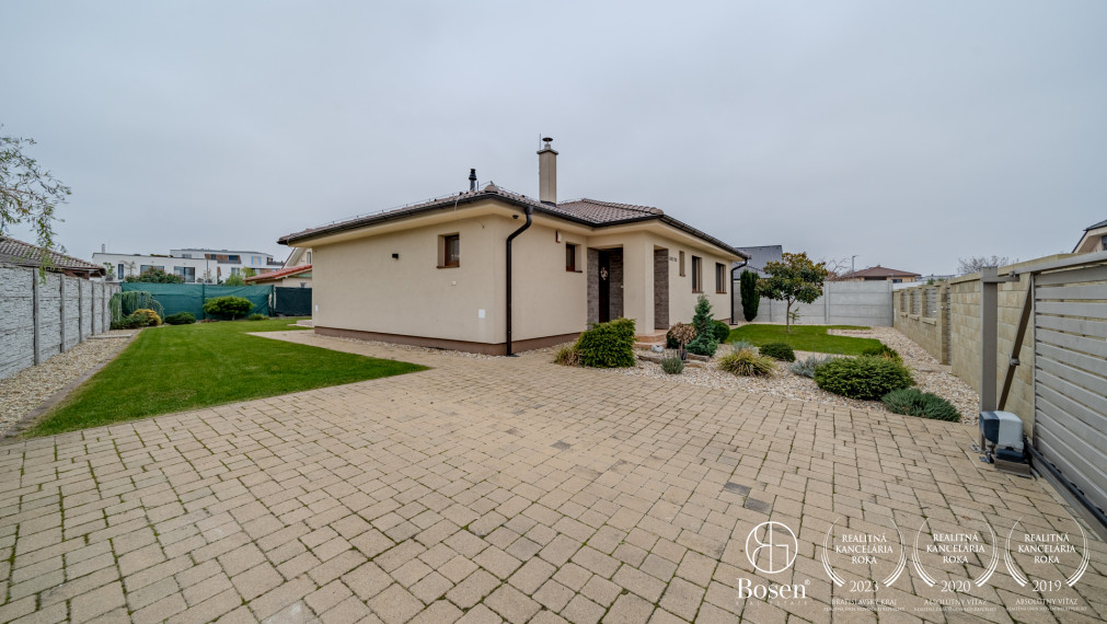 PRENAJATÉ - BOSEN | 4- izbový rodinný dom na prenájom, Malinovo