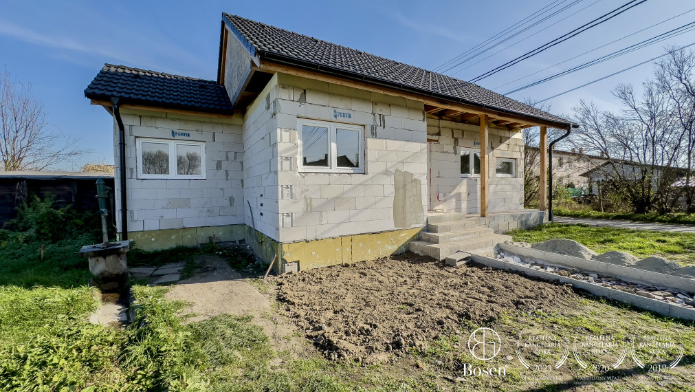 BOSEN | NOVÁ CENA, Novostavba pri termálnom kúpalisku, Rapovce.