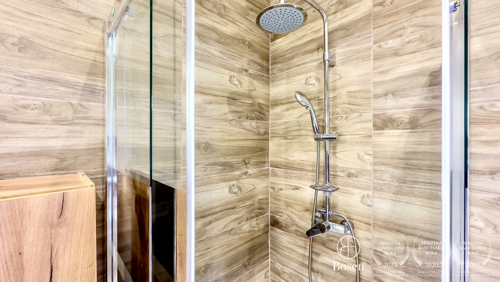 BOSEN | NOVÁ CENA, Novostavba pri termálnom kúpalisku, Rapovce.