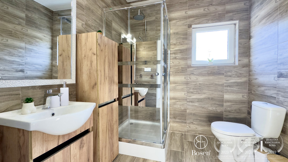 BOSEN | NOVÁ CENA, Novostavba pri termálnom kúpalisku, Rapovce.