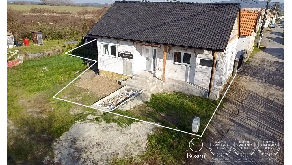 BOSEN | NOVÁ CENA, Novostavba pri termálnom kúpalisku, Rapovce.