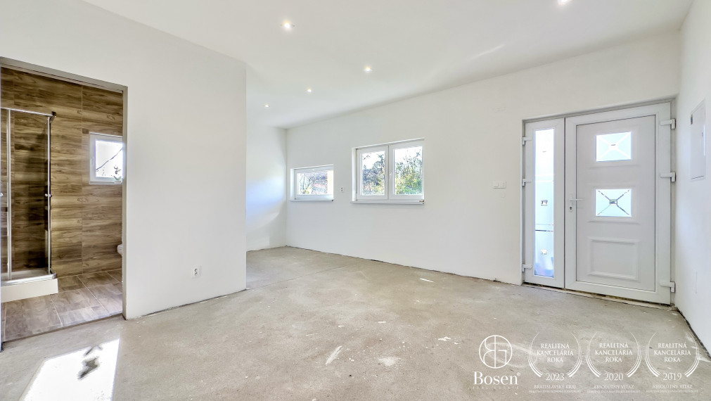 BOSEN | NOVÁ CENA, Novostavba pri termálnom kúpalisku, Rapovce.