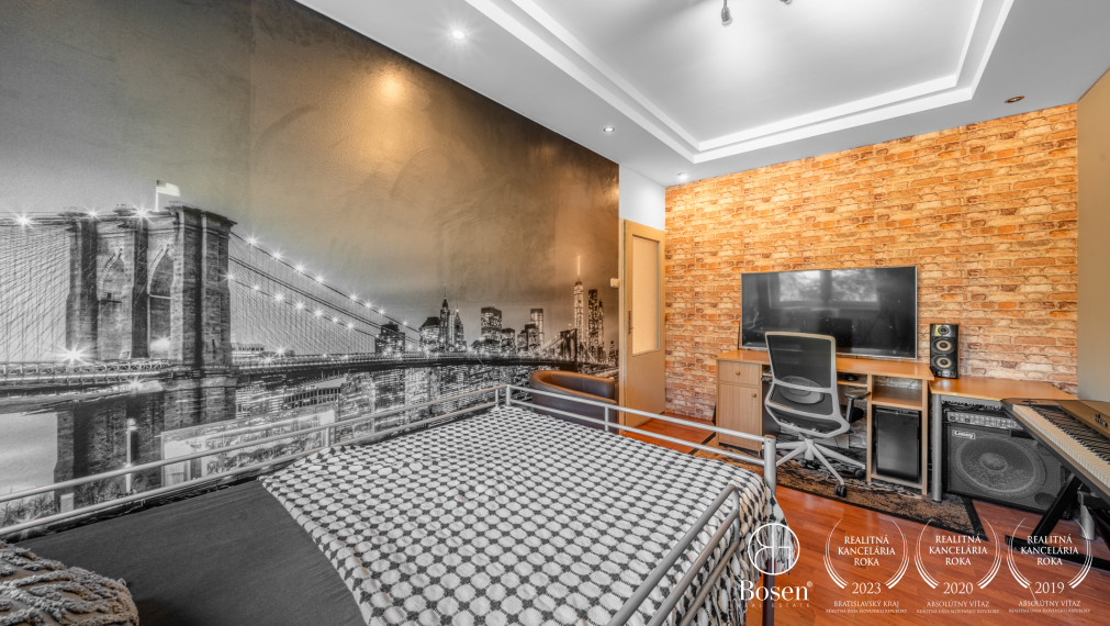 BOSEN |6 izbový RD s veľkou záhradou, s pivnicou a garážou v Miloslavove