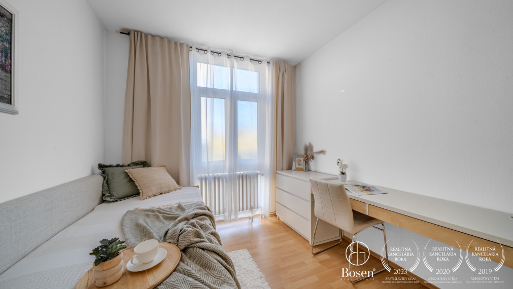 BOSEN |6 izbový RD s veľkou záhradou, s pivnicou a garážou v Miloslavove