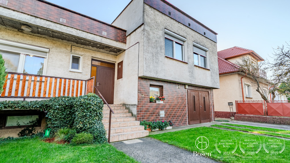 BOSEN |6 izbový RD s veľkou záhradou, s pivnicou a garážou v Miloslavove