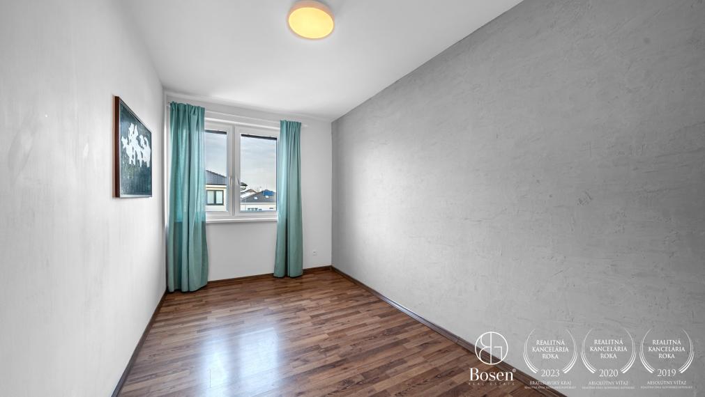 BOSEN |  3-izbový byt, s vlastným parkovaním+ balkón
