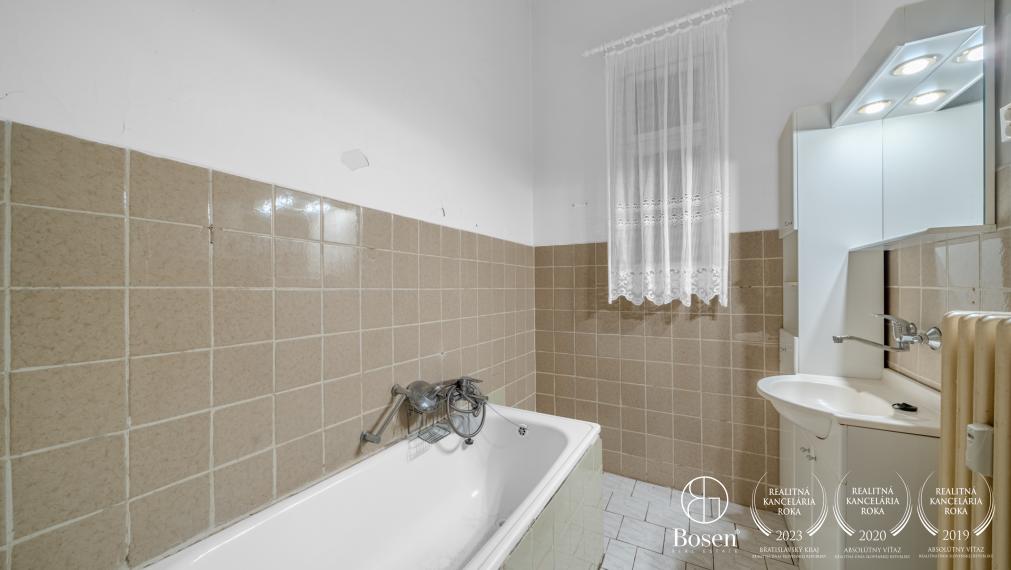 BOSEN | 3 izbový byt s vysokými stropmi, 86 m2, Staré Mesto, Bratislava