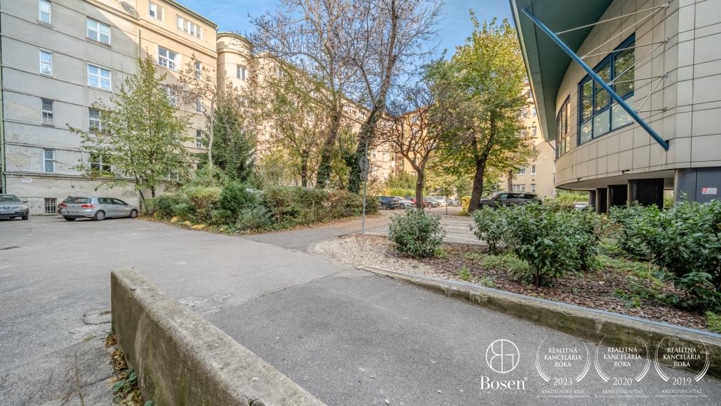 BOSEN | 3 izbový byt s vysokými stropmi, 86 m2, Staré Mesto, Bratislava