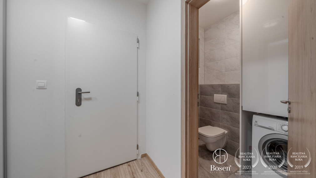 PREDANÉ: BOSEN | 4 izbový mezonet v rodinnom dome so záhradou, Bernolákovo