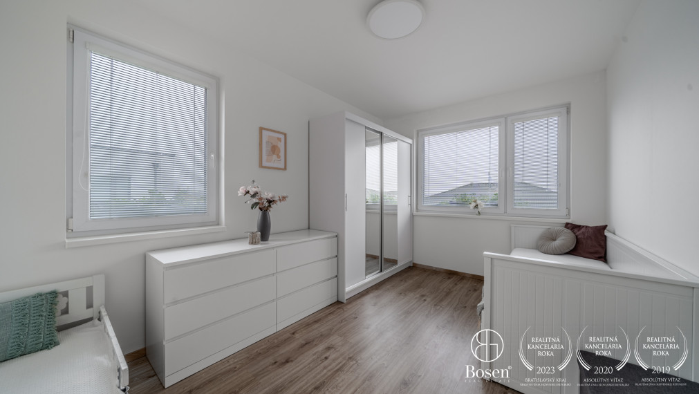 PREDANÉ: BOSEN | 4 izbový mezonet v rodinnom dome so záhradou, Bernolákovo