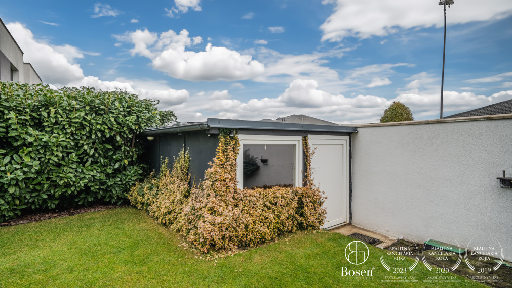 PREDANÉ: BOSEN | 4 izbový mezonet v rodinnom dome so záhradou, Bernolákovo