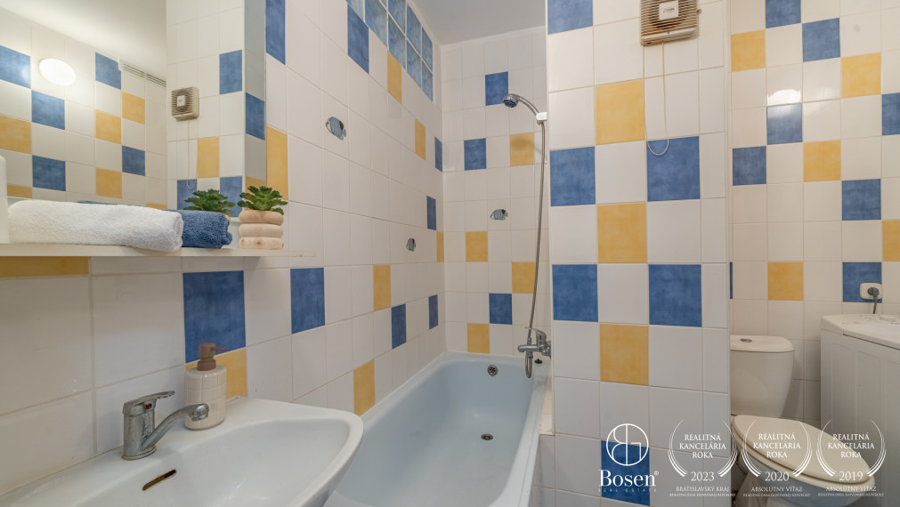 BOSEN | PREDANÉ | Slnečný 2-izbový byt, Vranovská, Petržalka, 35m2