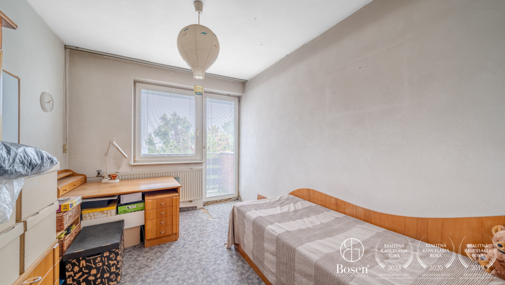 REZERVOVANÉ - BOSEN | Rodinný dom s dvoma bytovými jednotkami, dvojgarážou, Most pri Bratislave, 600 m²