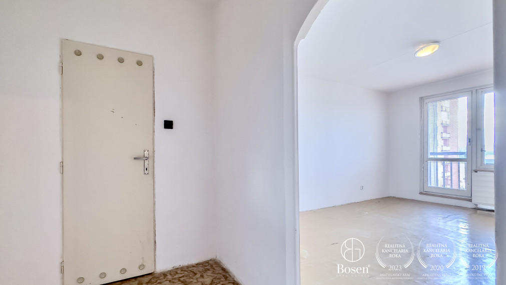 BOSEN | Výnimočný 2 izbový byt s 3x loggiou, 79m2.