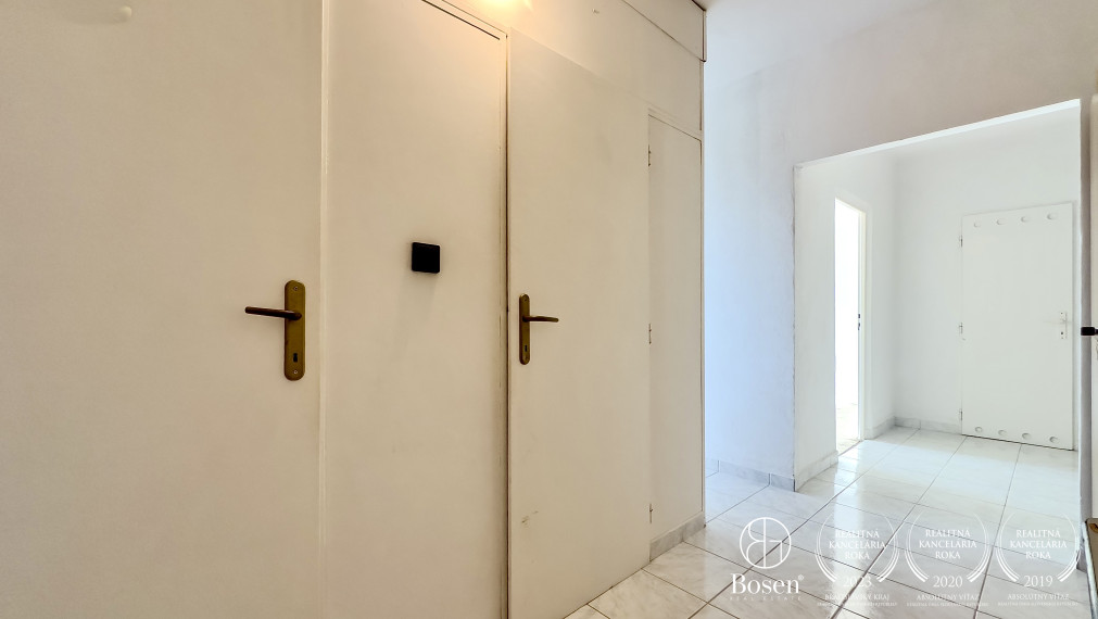 BOSEN | Výnimočný 2 izbový byt s 3x loggiou, 79m2.