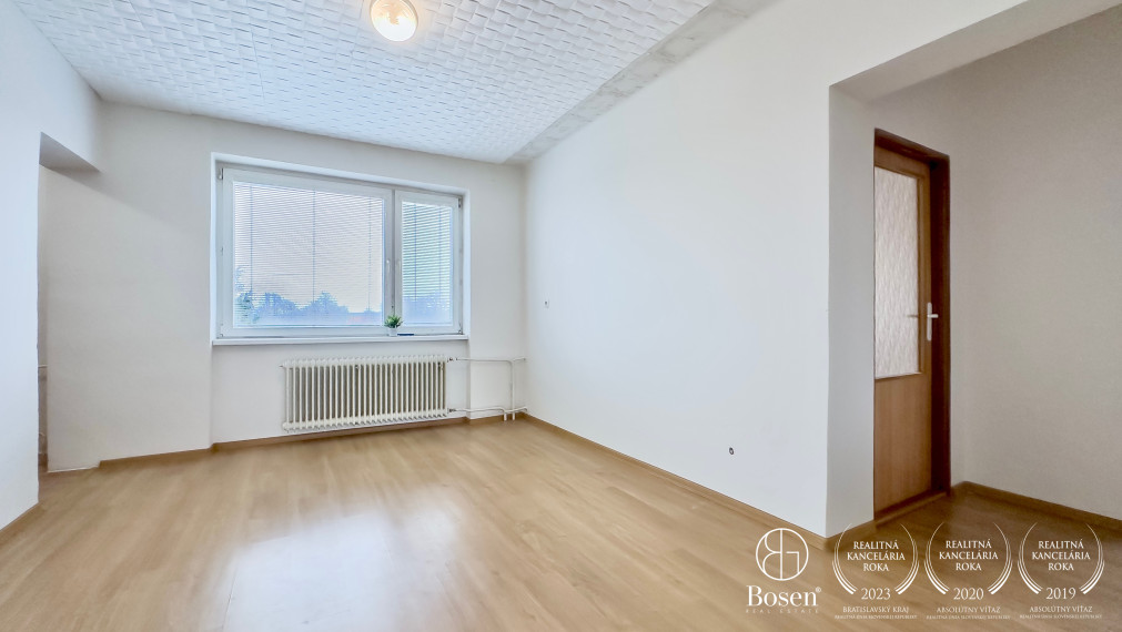 BOSEN | Rezervované, 4izbový byt, Buzitka.