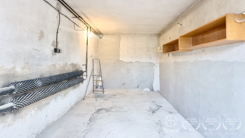 BOSEN | Rezervované, 4izbový byt, Buzitka.