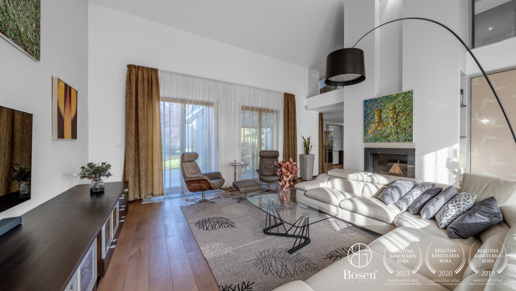 BOSEN | Modern family house with a beautiful garden and investment land, Brezová street