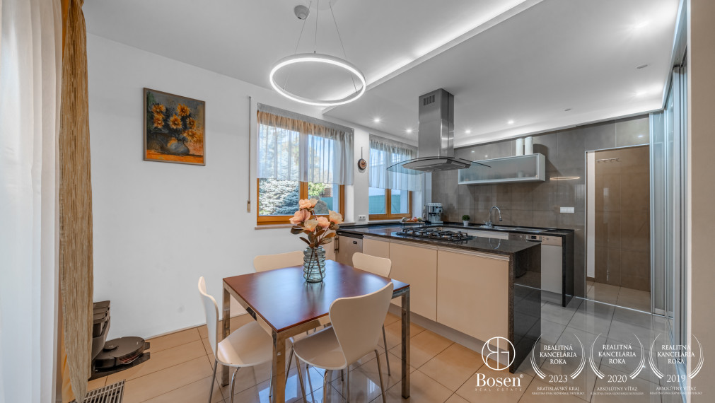 BOSEN | Modern family house with a beautiful garden and investment land, Brezová street