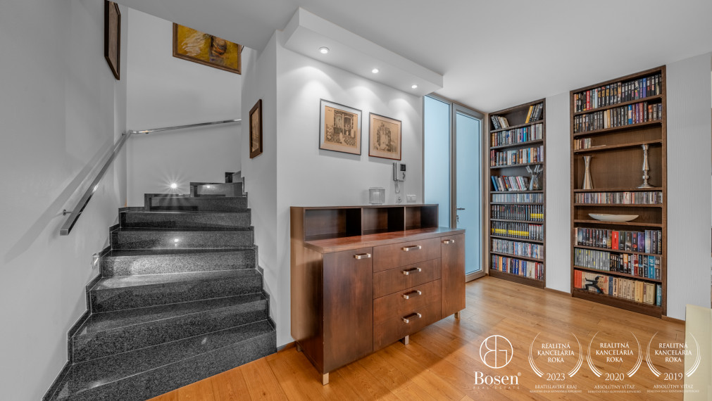 BOSEN | Modern family house with a beautiful garden and investment land, Brezová street