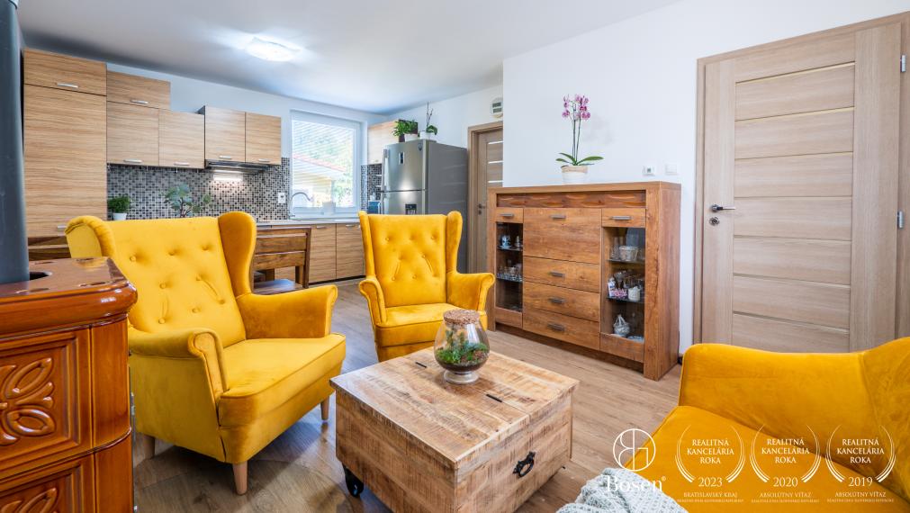 BOSEN | 4 izbový rodinný dom s wellness, Blatná na Ostrove