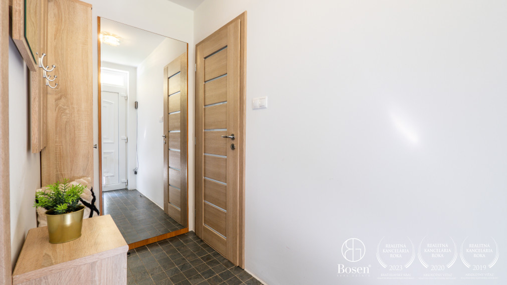 BOSEN | 4 izbový rodinný dom s wellness, Blatná na Ostrove