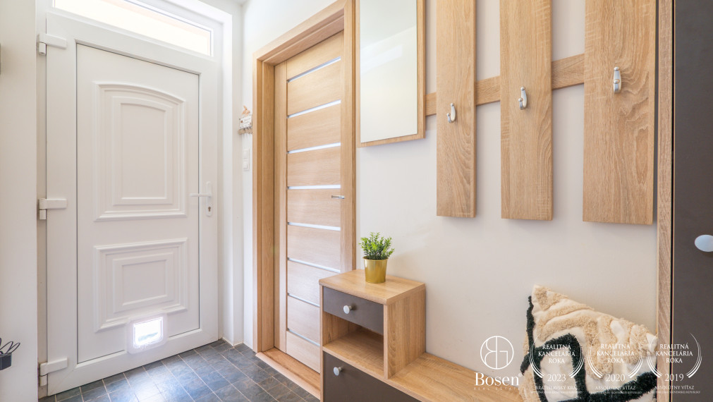 BOSEN | 4 izbový rodinný dom s wellness, Blatná na Ostrove