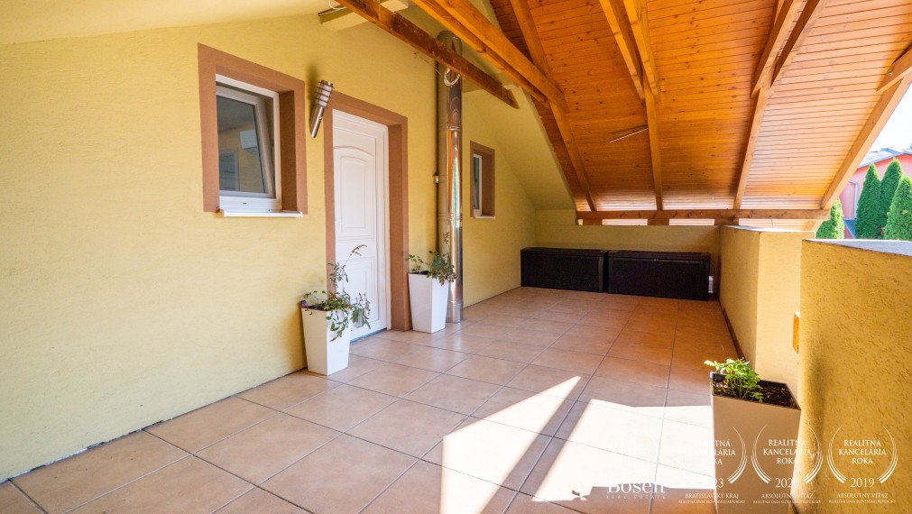 BOSEN | 4 izbový rodinný dom s wellness, Blatná na Ostrove