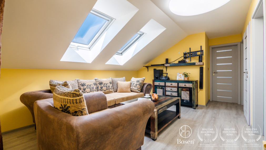 BOSEN | 4 izbový rodinný dom s wellness, Blatná na Ostrove