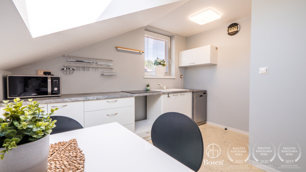 BOSEN | 4 izbový rodinný dom s wellness, Blatná na Ostrove