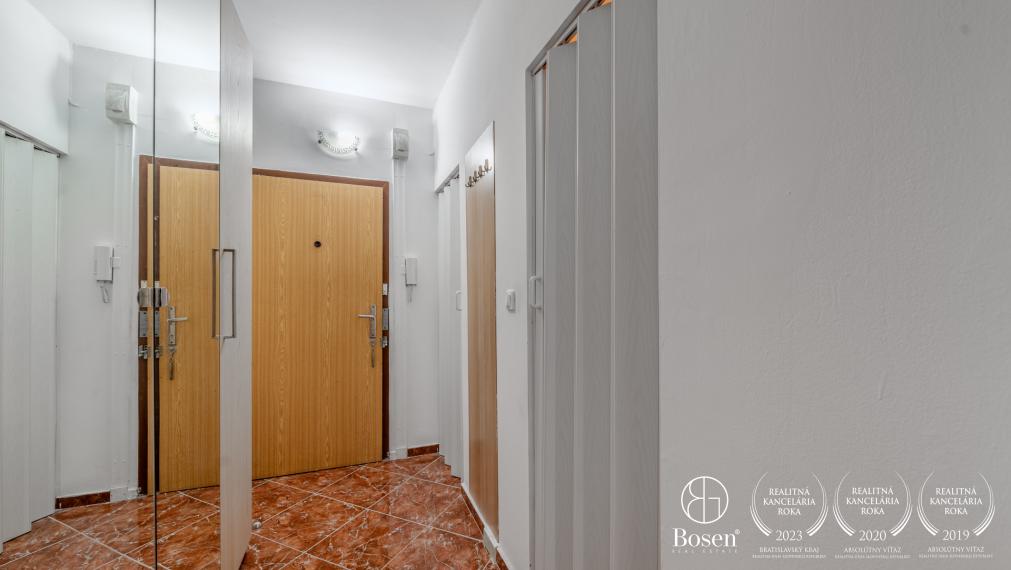 BOSEN | Zariadený 1 izbový byt na ulici Saratovská