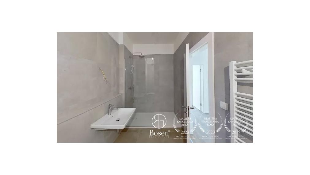 BOSEN | BLUEWAVE Riverside 2-izbový apartmán s úžasným výhľadom, Banka, Piešťany, 89.92m2