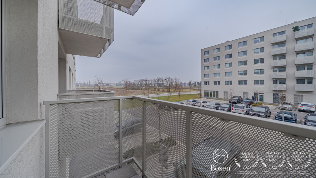 BOSEN | 2 izbový priestranný zariadený byt, Ovocné sady