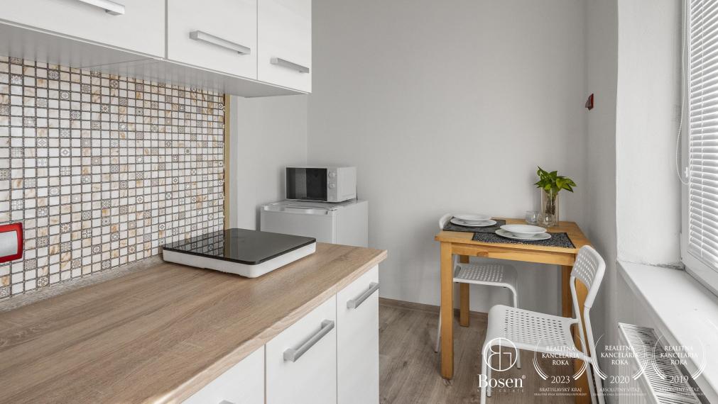 BOSEN | Na prenájom  1 izbový byt v centre mesta v Malackách
