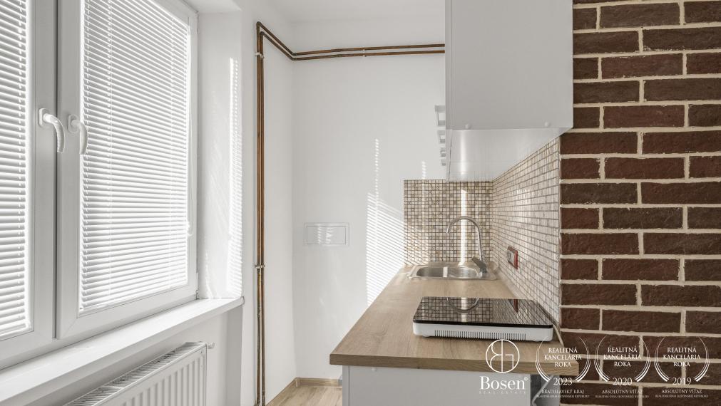 BOSEN | Na prenájom  1 izbový byt v centre mesta v Malackách
