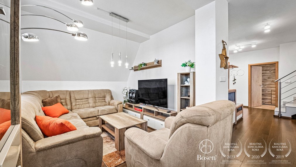 BOSEN |Krásny a priestranný, zariadený mezonet na PREDAJ