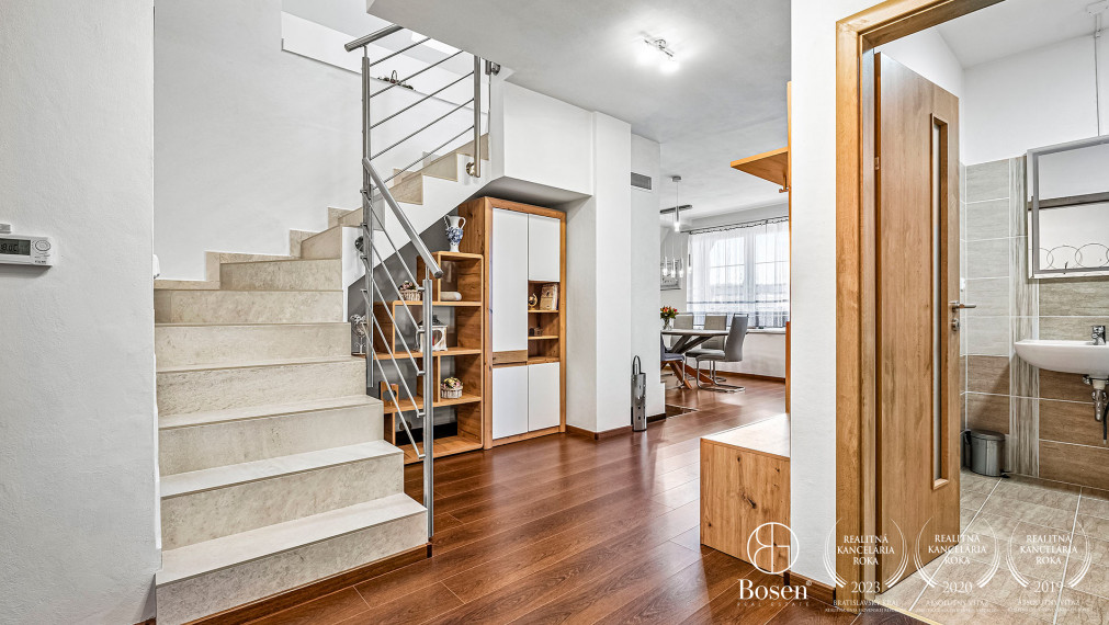 BOSEN |Krásny a priestranný, zariadený mezonet na PREDAJ