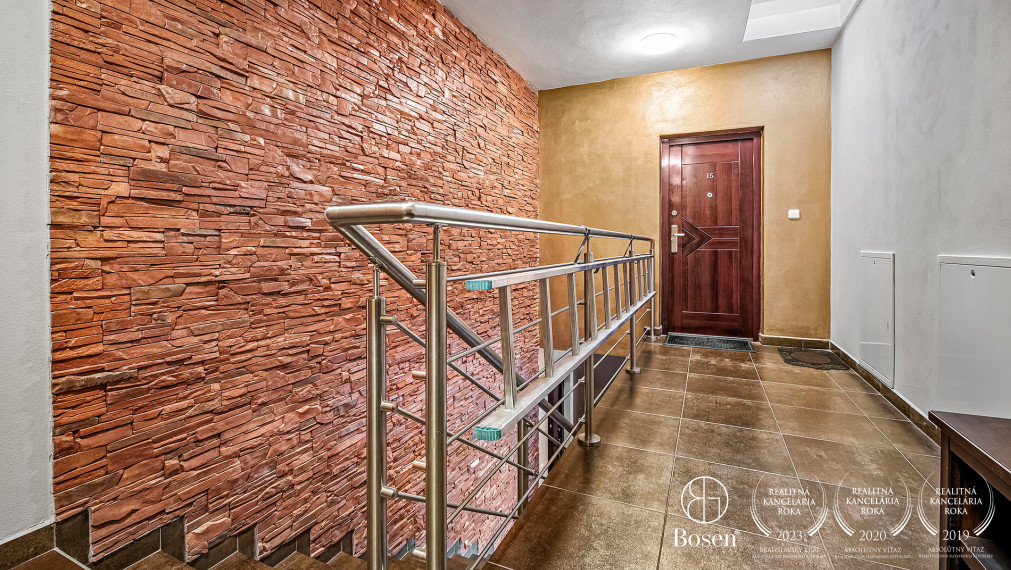 BOSEN |Krásny a priestranný, zariadený mezonet na PREDAJ