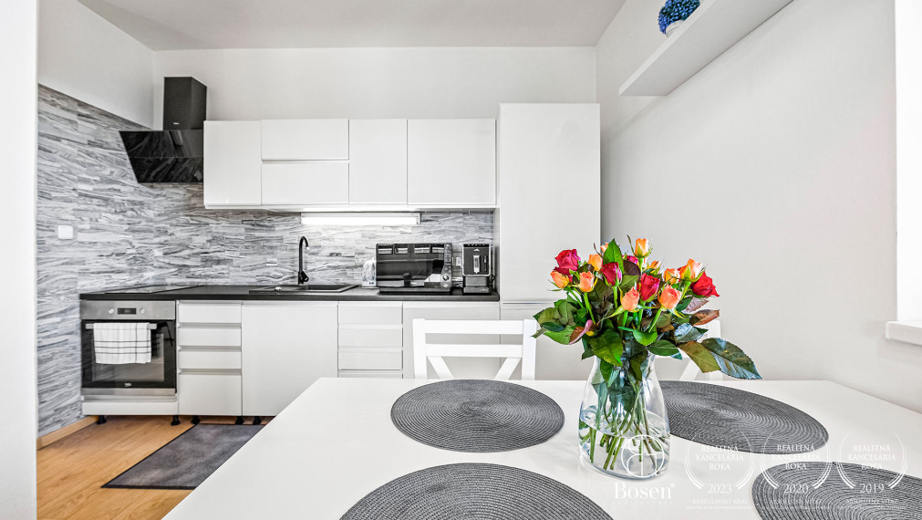 BOSEN | 2 izbový apartmánový byt so saunou na Prenájom