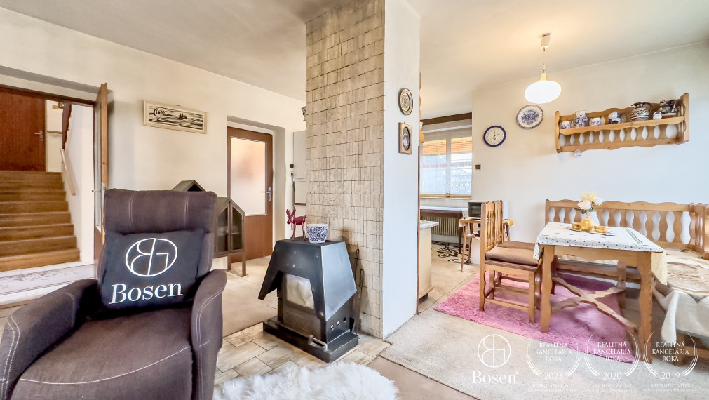 BOSEN | Rezervované, rodinný dom s veľkým pozemkom, Kalinovo.