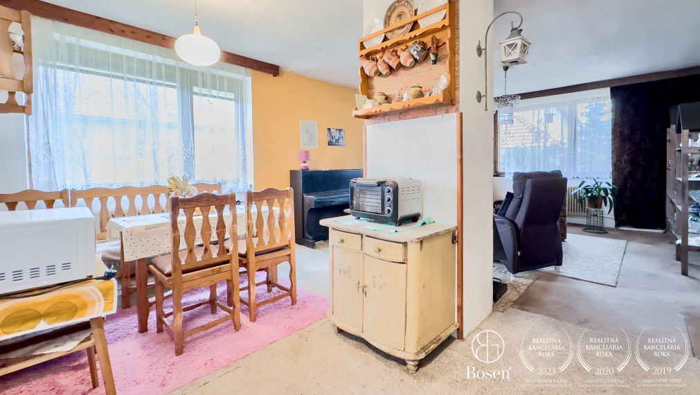 BOSEN | Rezervované, rodinný dom s veľkým pozemkom, Kalinovo.